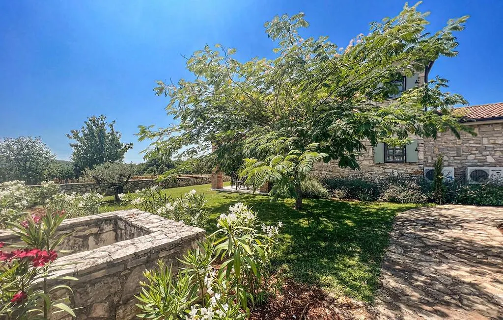 Villa Viola - Ferienhaus Mit Istrischem Charme In Visnjan, Kroatien Barat  クロアチア