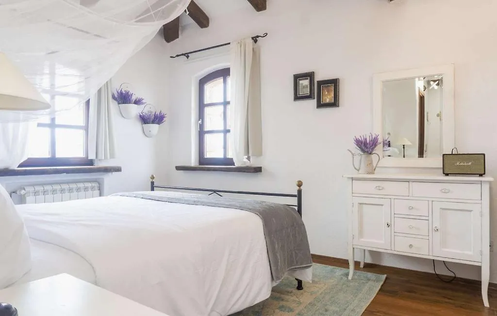Villa Viola - Ferienhaus Mit Istrischem Charme In Visnjan, Kroatien Barat